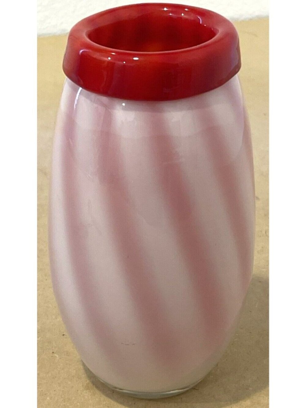 Dale Tiffany Favrile Art Glass Vase Red White Swirl VTG With Sticker 7.75"